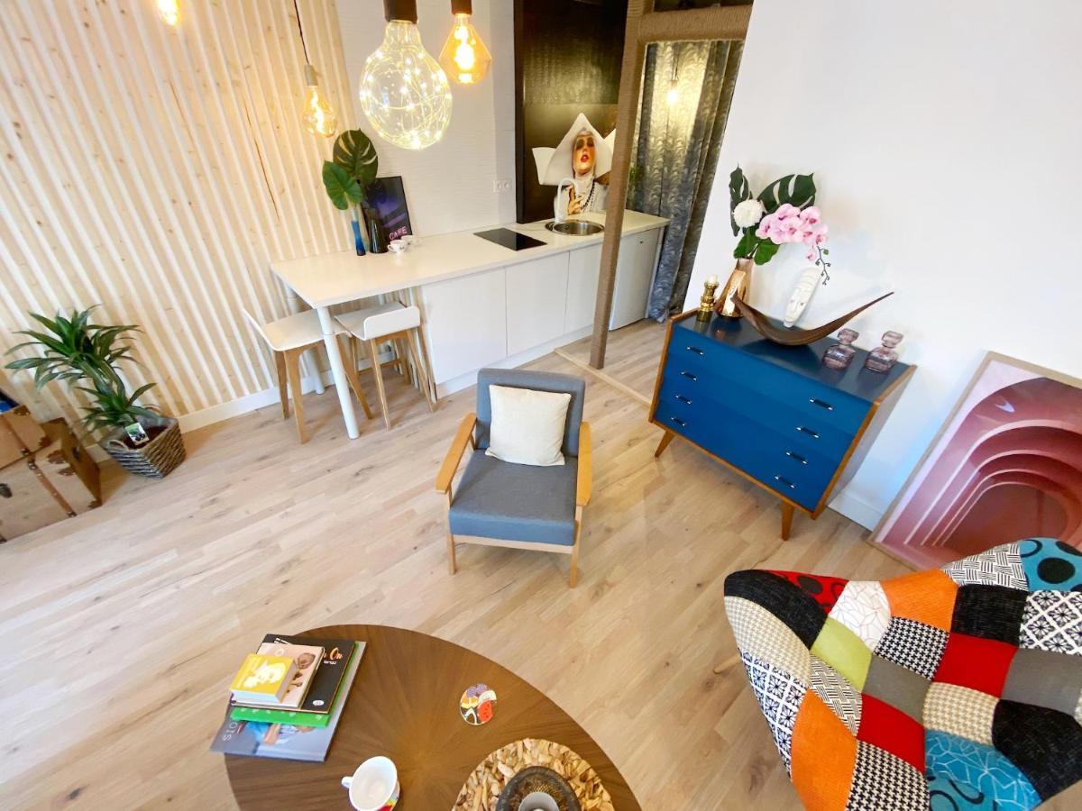 Marie Et Brieuc _ Duplex Lumineux Colore Atypique Face Cathedrale Сен-Брук Екстериор снимка